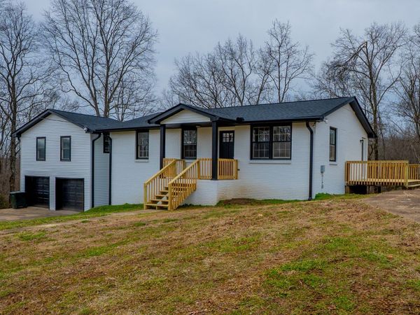 622 Beech St, Centerville, TN 37033