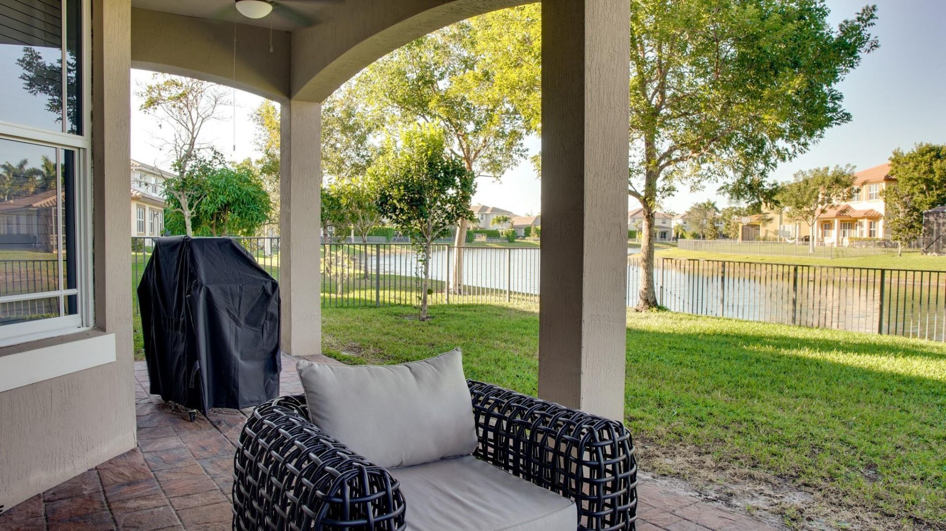 9911 S Miralago Way, Parkland, FL 33076 Photo