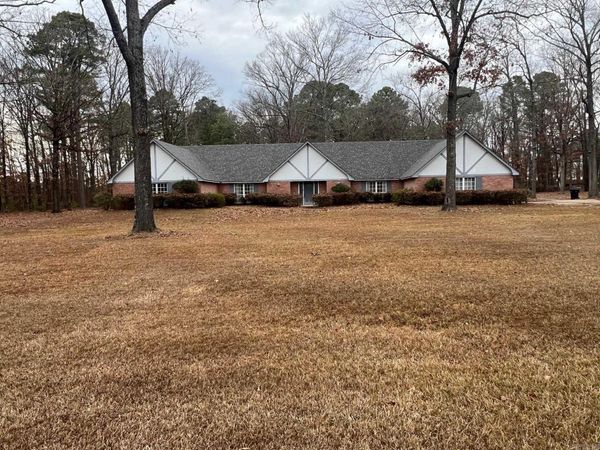 1806 278 WEST Highway, Monticello, AR 71655