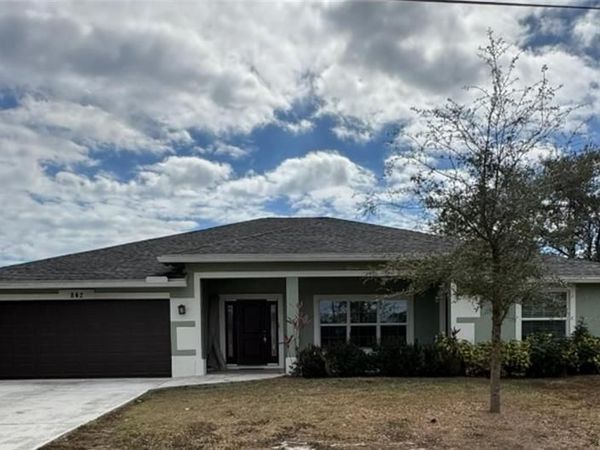 842 NW Treemont Avenue, Port St Lucie, FL 34983