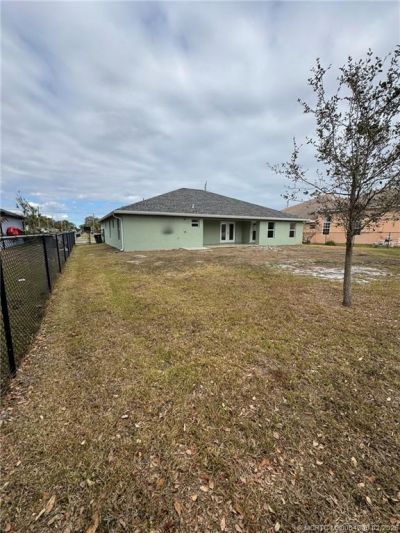 842 NW Treemont Avenue, Port Saint Lucie, FL 34983 Photo