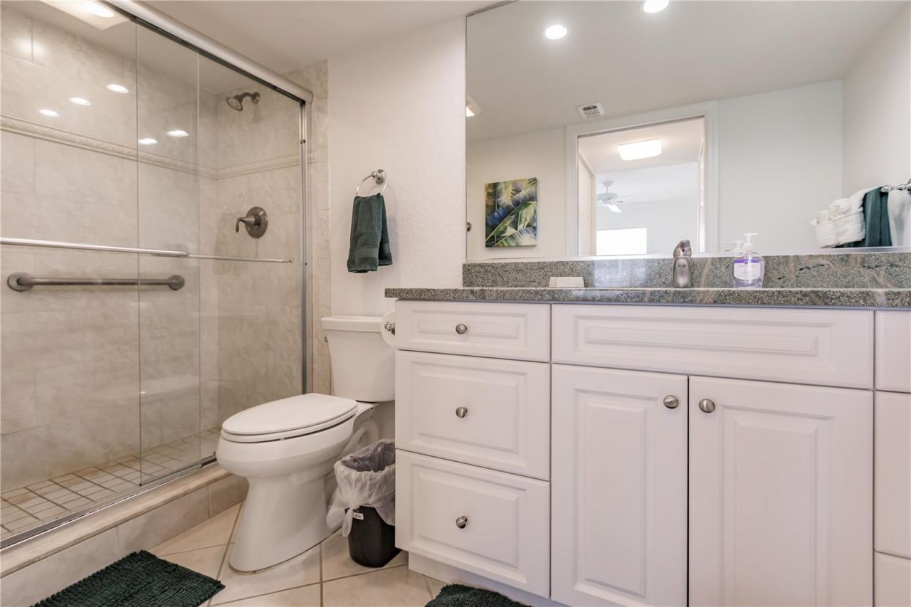 1055 W Peppertree Drive, Unit 405AA, Sarasota, FL 34242 Photo