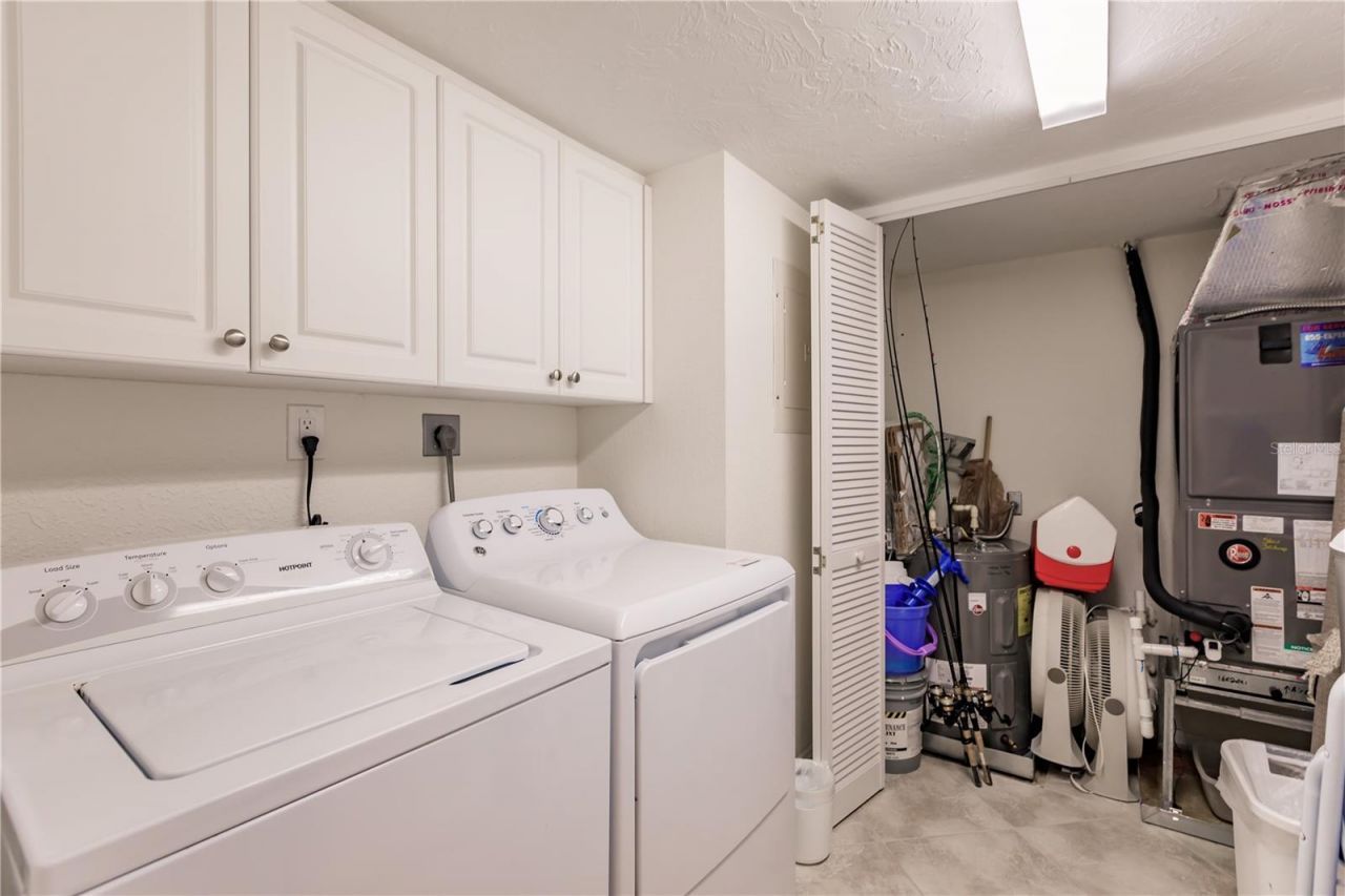 1055 W Peppertree Drive, Unit 405AA, Sarasota, FL 34242 Photo
