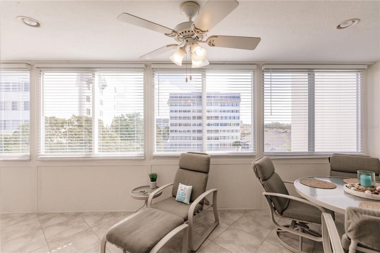 1055 W Peppertree Drive, Unit 405AA, Sarasota, FL 34242 Photo