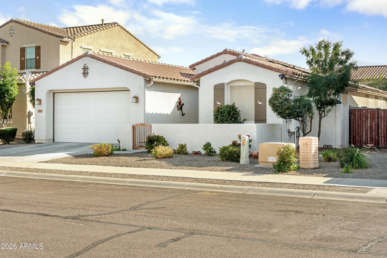 16873 W Woodlands Avenue, Goodyear, AZ 85338 Main Photo