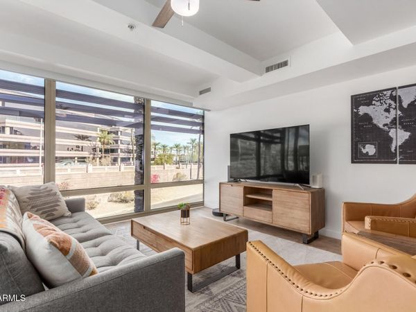 7161 E RANCHO VISTA Drive, Unit 2015, Scottsdale, AZ 85251