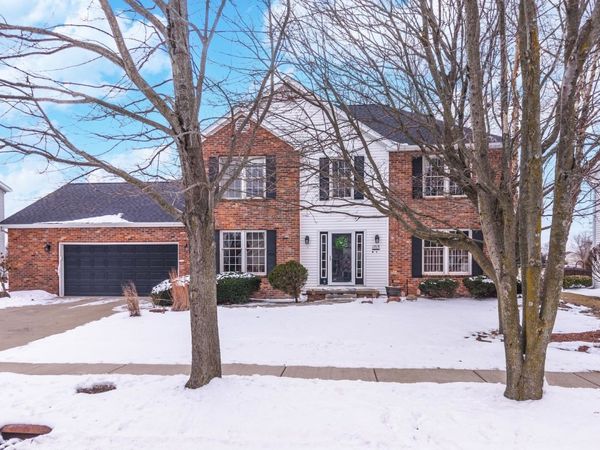 1515 Ironwood CC Drive, Normal, IL 61761