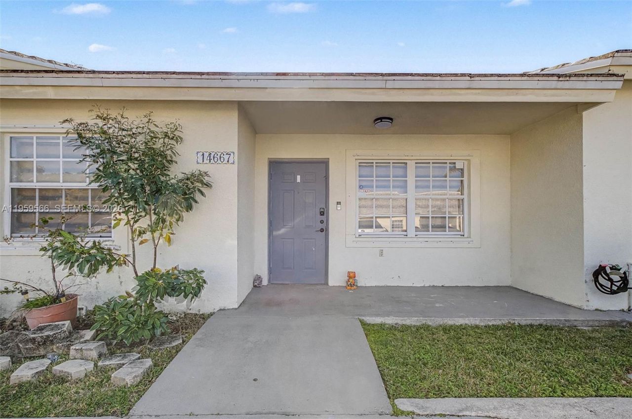 14667 SW 126th Pl , Miami, FL 33186 Photo