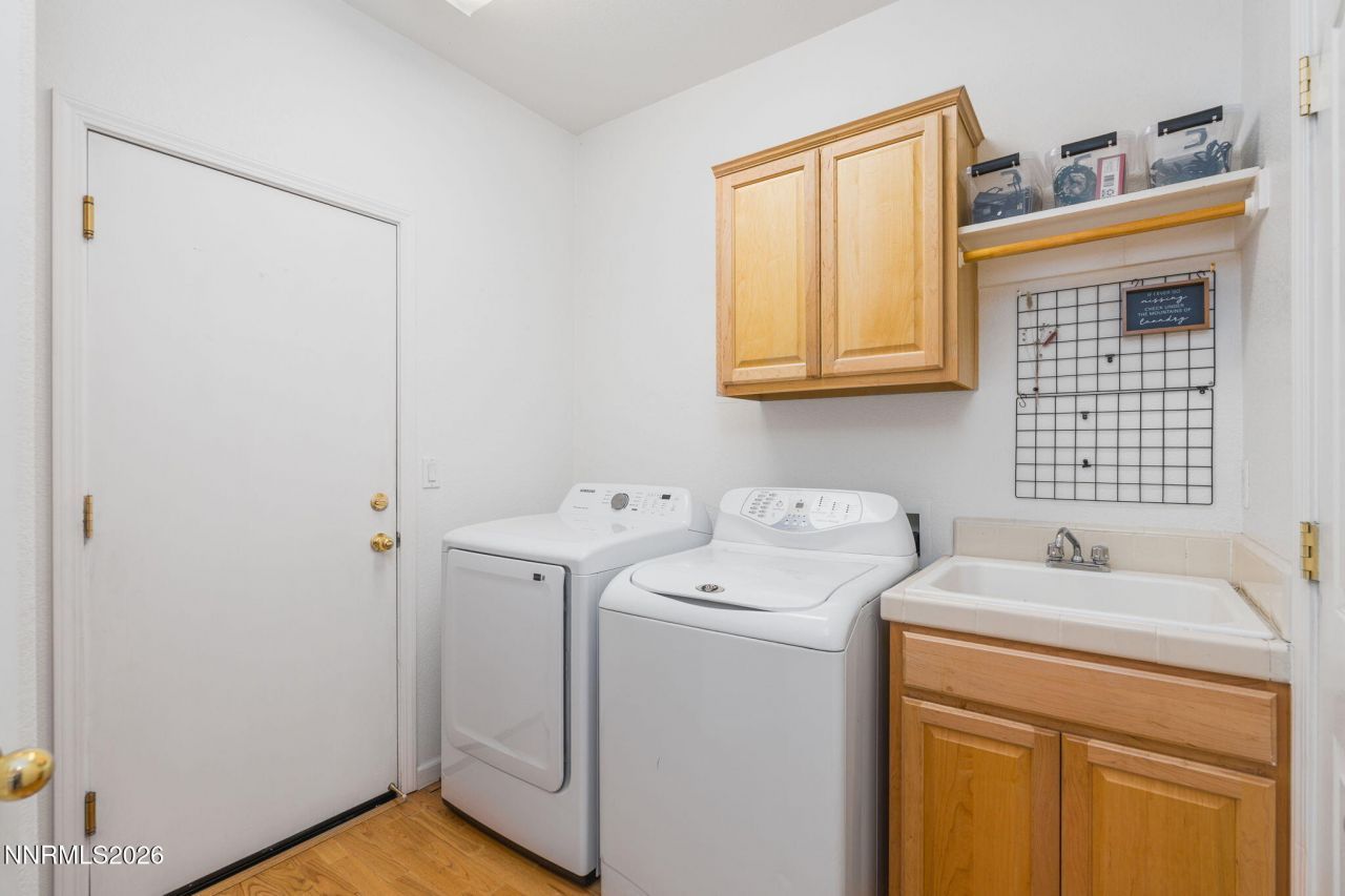 5865 Ingleston Drive, Sparks, NV 89436 Photo