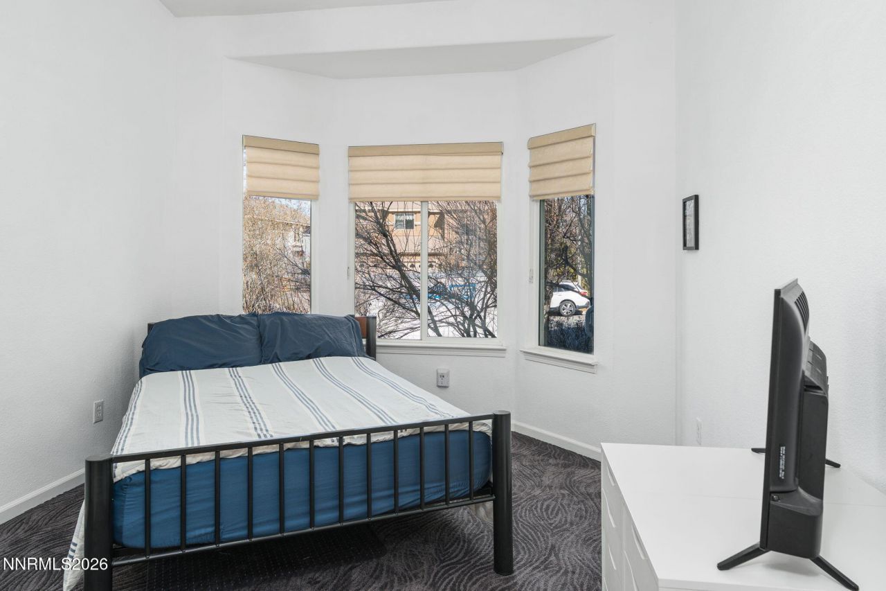 5865 Ingleston Drive, Sparks, NV 89436 Photo