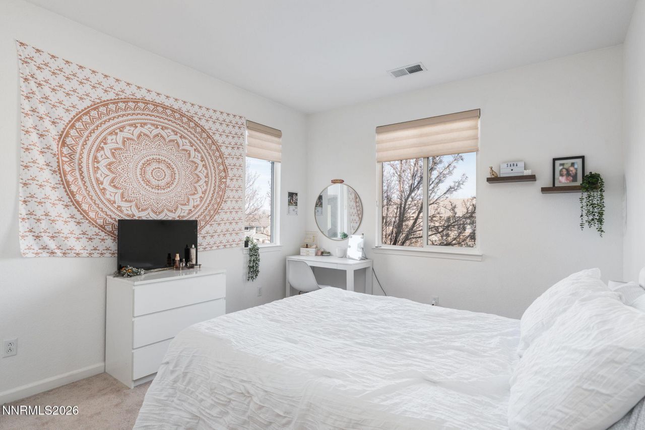 5865 Ingleston Drive, Sparks, NV 89436 Photo