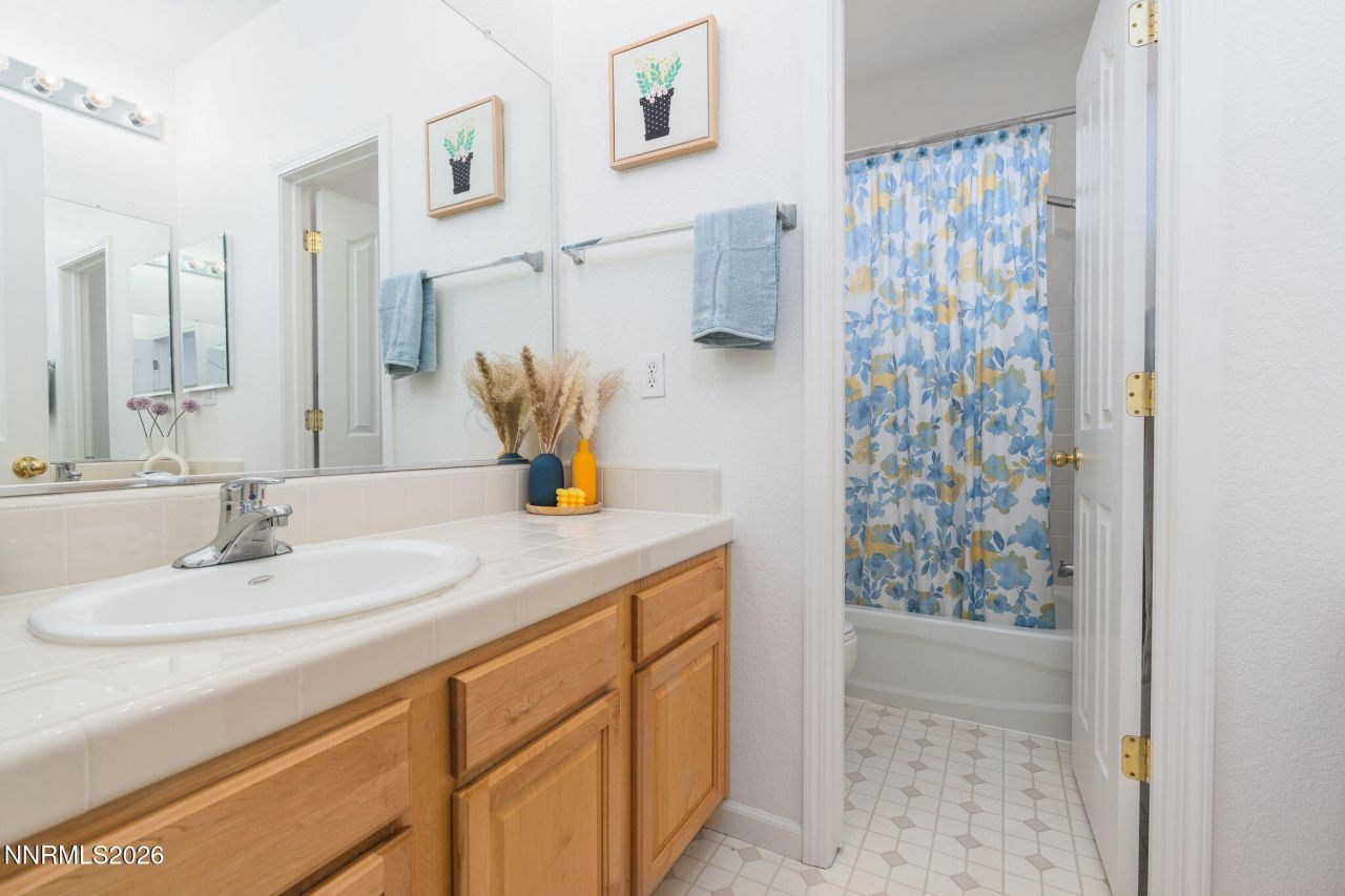 5865 Ingleston Drive, Sparks, NV 89436 Photo