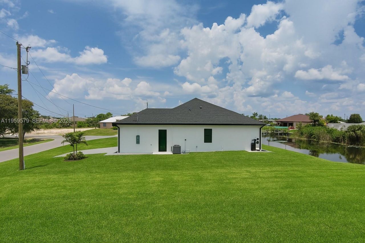 1321 NE 19 Terrace, Cape Coral, FL 33909 Photo