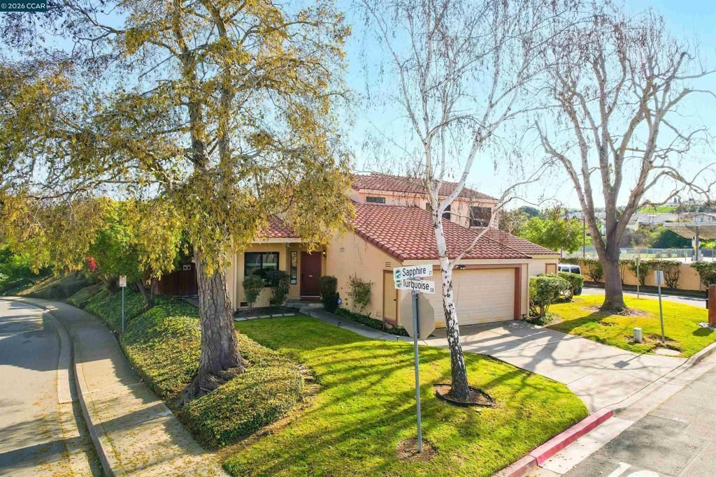 1 1 Sapphire Ct, Hercules, CA 94547 Main Photo