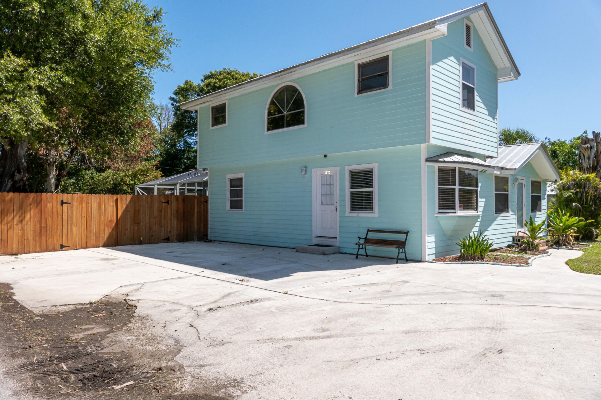 520 Tumblin Kling Road, Fort Pierce, FL 34982 Photo