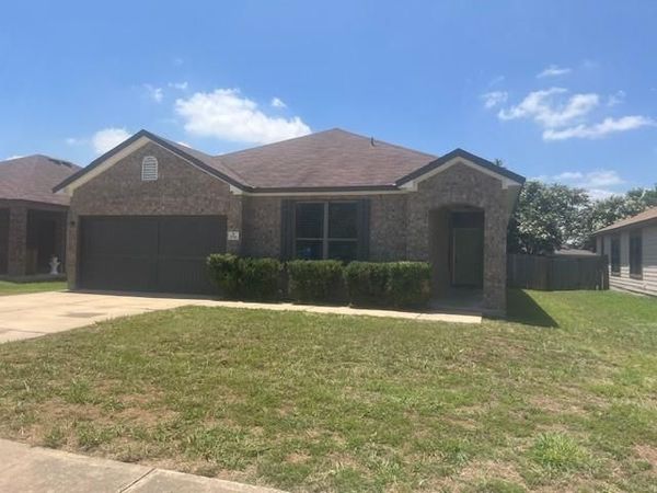 1756 Bayland ST, Round Rock, TX 78664