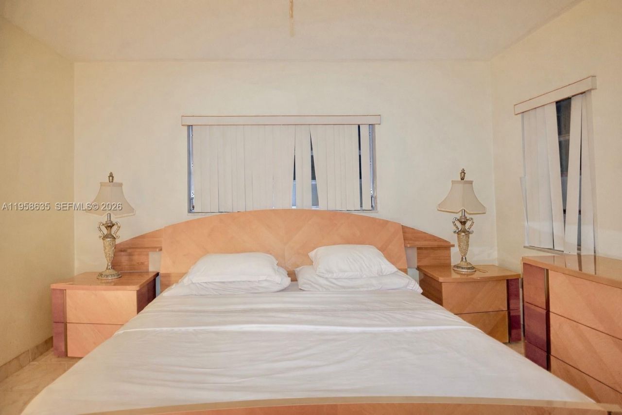 721 Atlantic Shores Blvd , Unit 212, Hallandale Beach, FL 33009 Photo