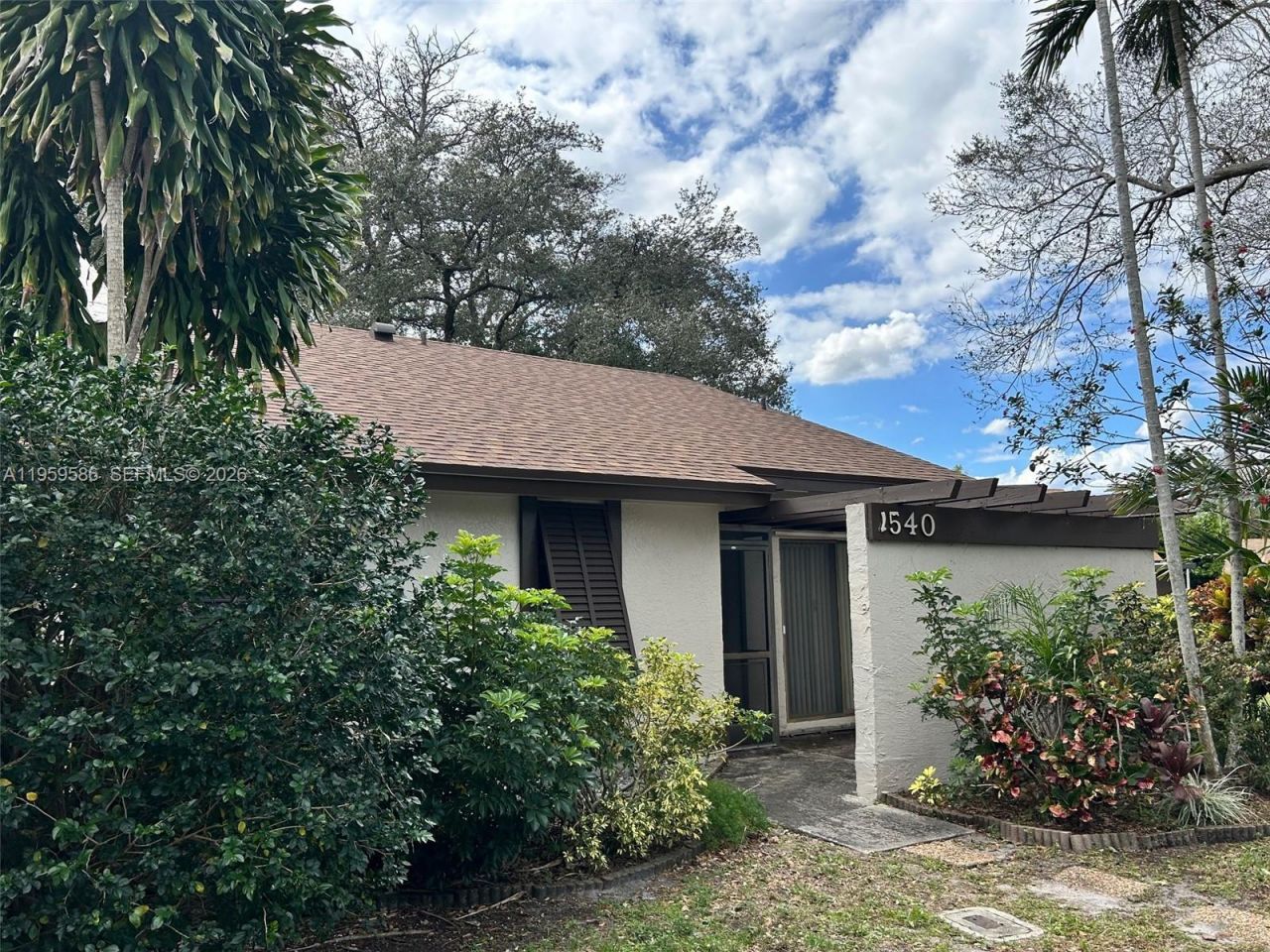 1540 NW 98th Ter, Pembroke Pines, FL 33024 Photo