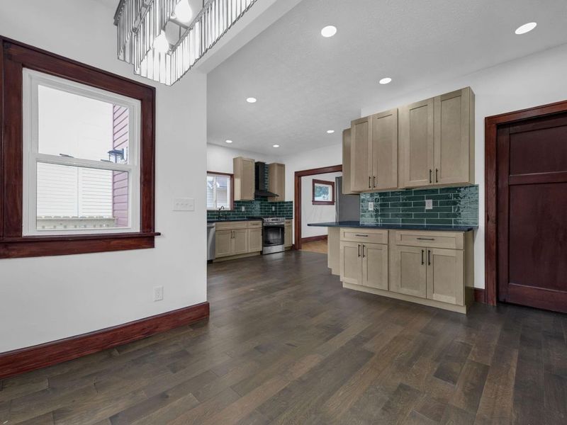 324 W Church Street, Marion, OH 43302 Photo 15