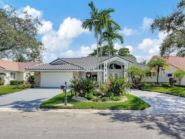 9066 NW 52nd Court, Coral Springs, FL 33067