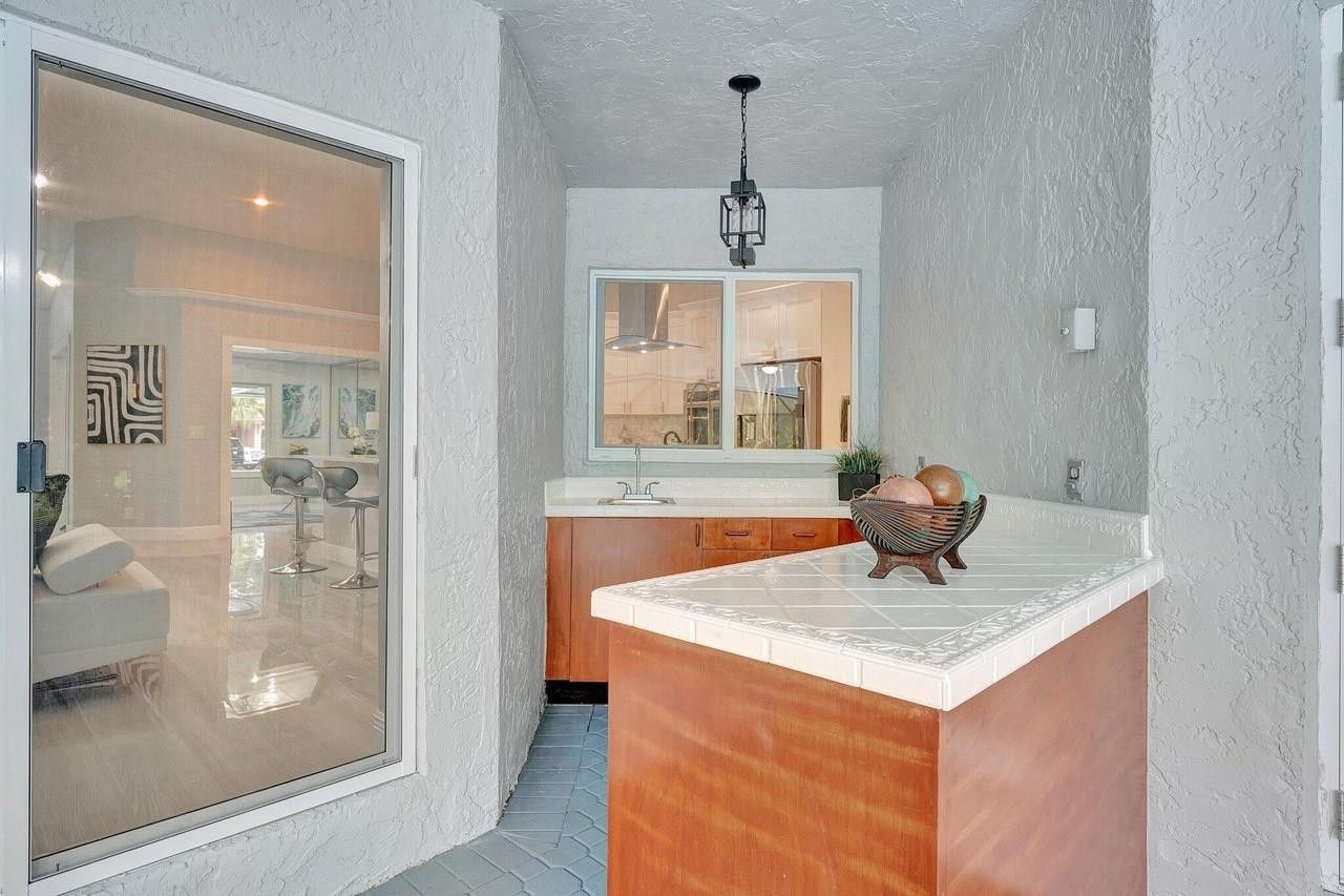 9066 NW 52nd Court, Coral Springs, FL 33067 Photo