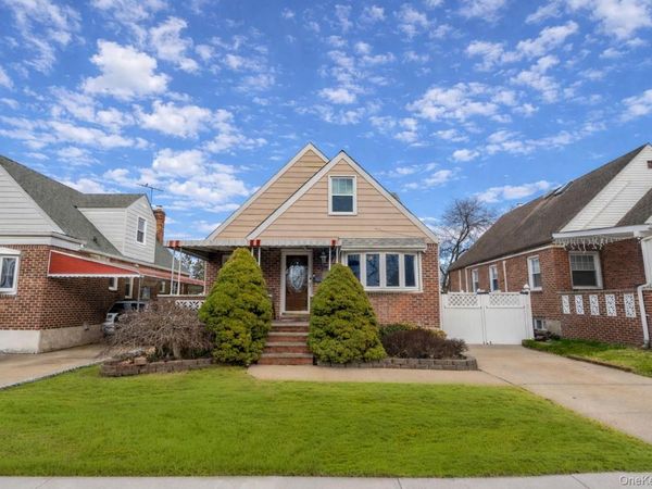 5643 195th Street, Fresh Meadows, NY 11365