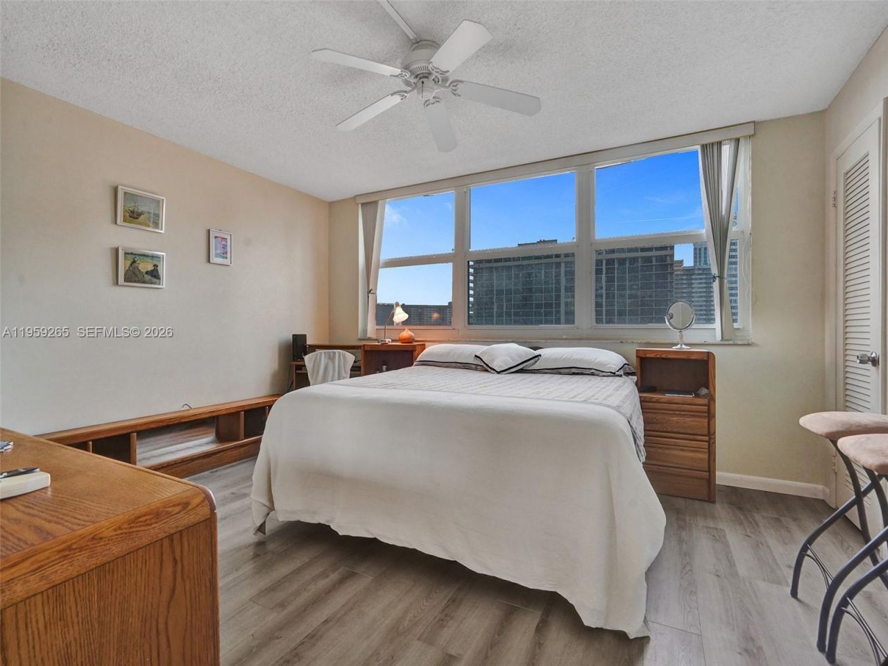 3113 S Ocean Dr, Unit 603, Hallandale Beach, FL 33009 Photo