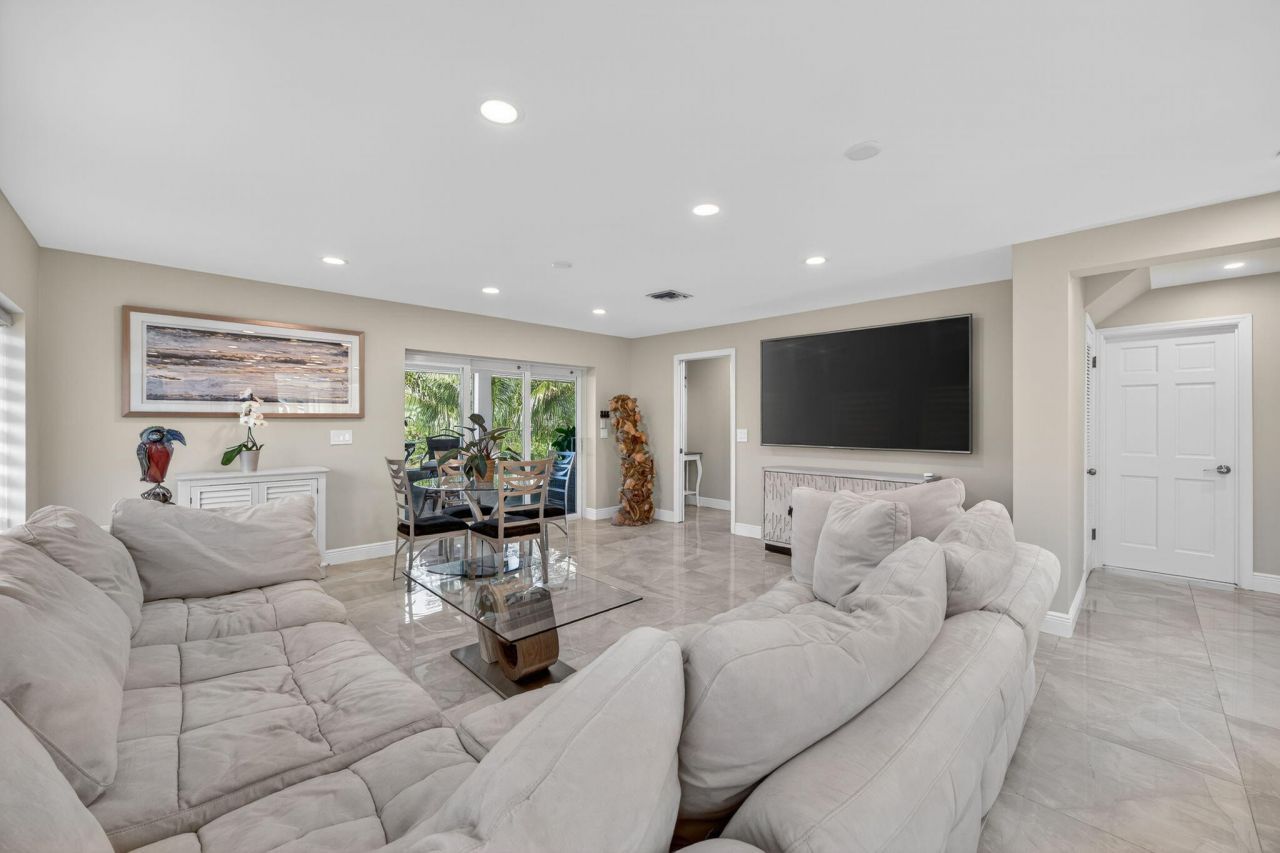 27385 Saint Lucie Lane, Ramrod, FL 33042 Photo