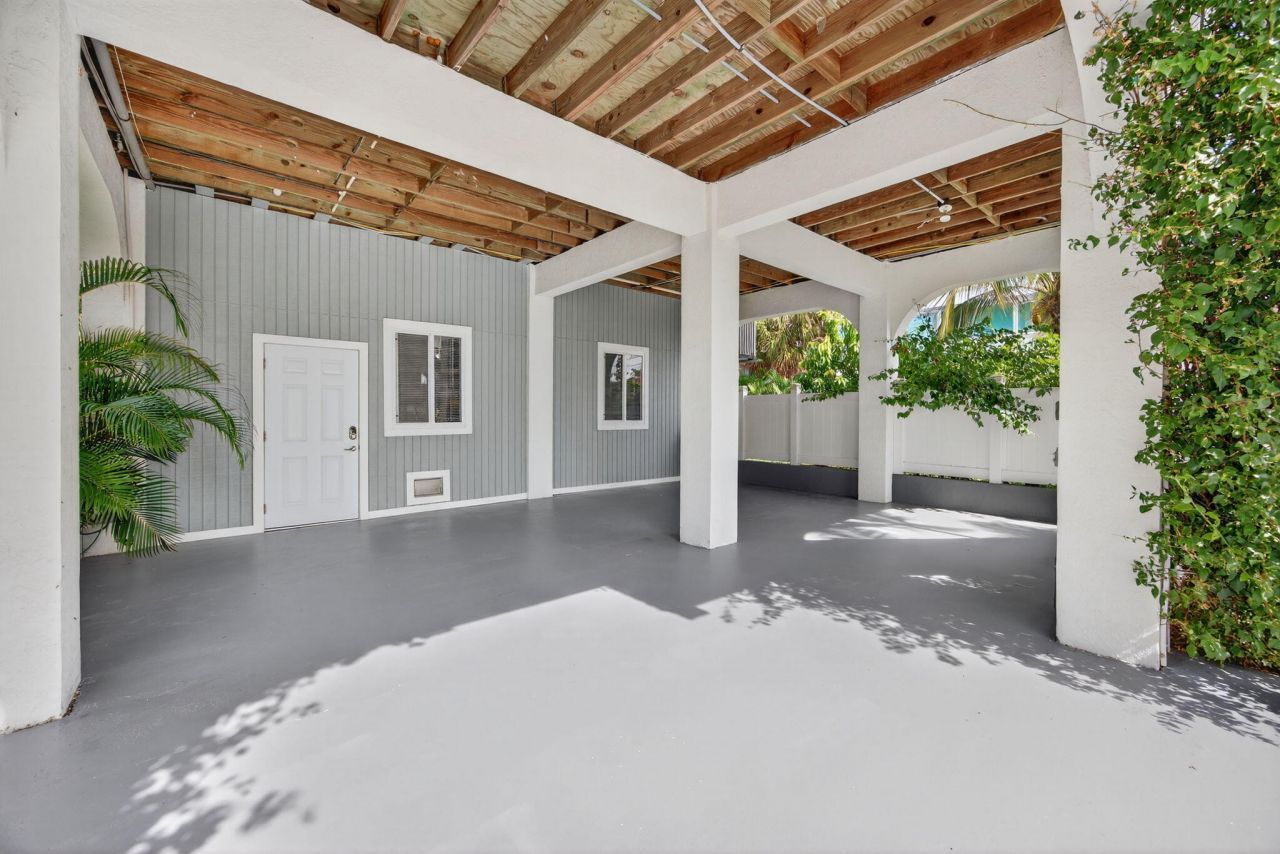 27385 Saint Lucie Lane, Ramrod, FL 33042 Photo