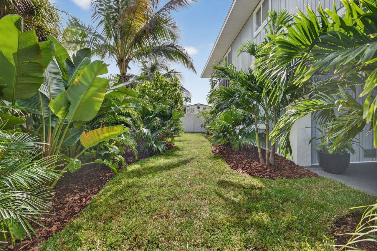 27385 Saint Lucie Lane, Ramrod, FL 33042 Photo