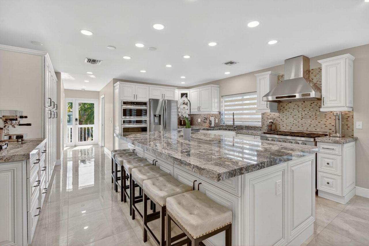 27385 Saint Lucie Lane, Ramrod, FL 33042 Photo