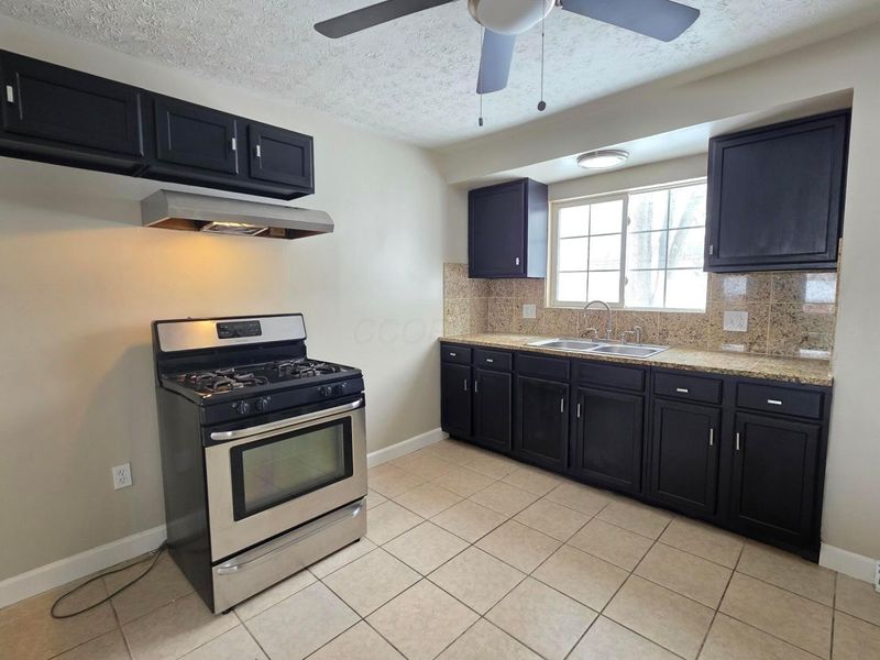 2144 Toni Street, Columbus, OH 43219 Photo 8