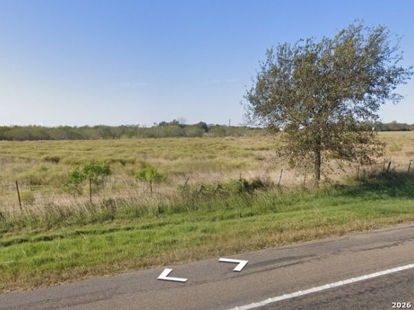 13262 Fm 1346, St Hedwig, TX 78152