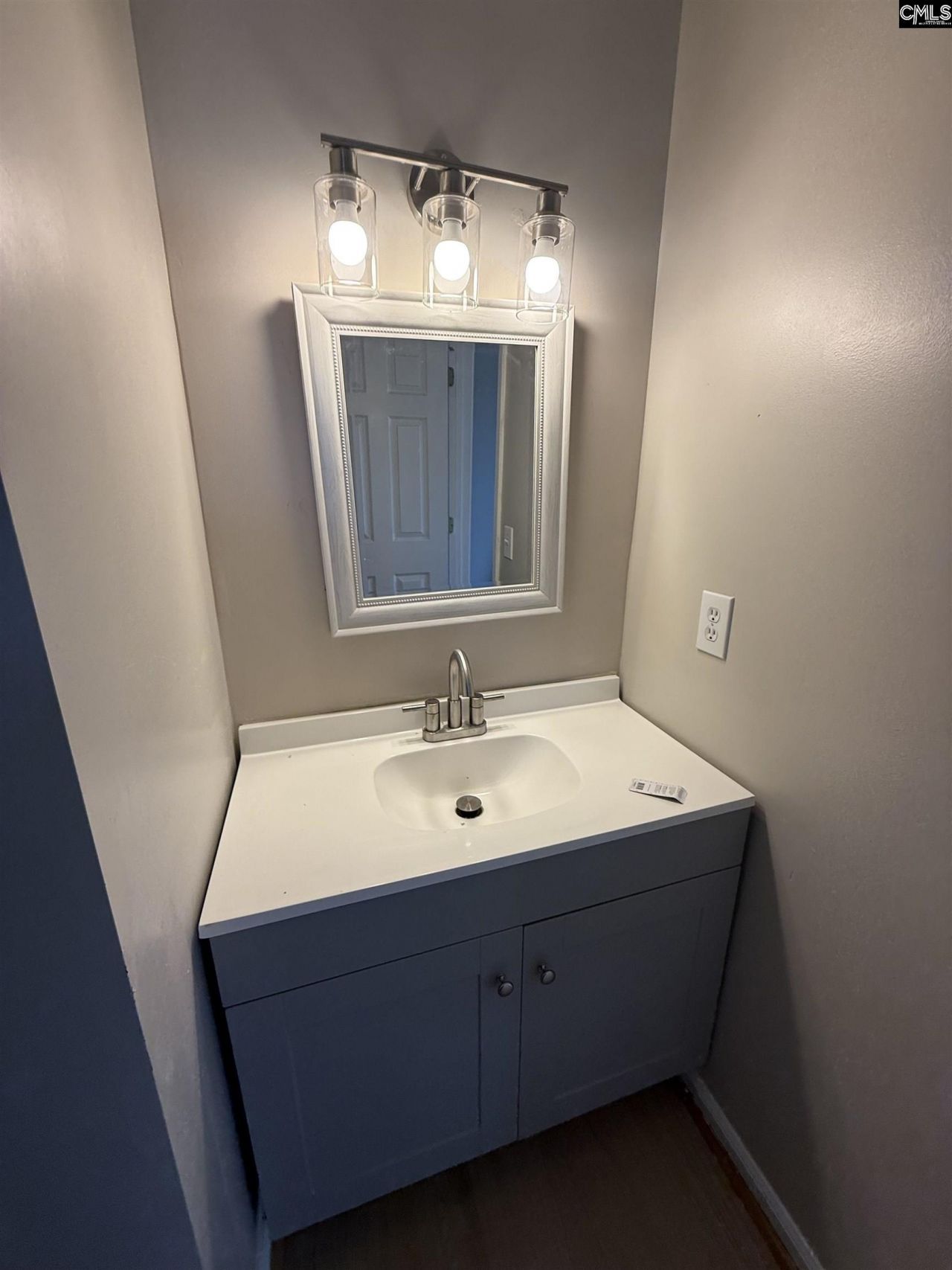 105 Fallstaff Road Photo 13