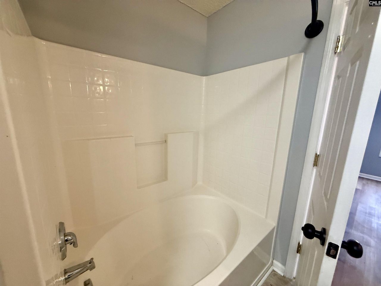 105 Fallstaff Road Photo 23