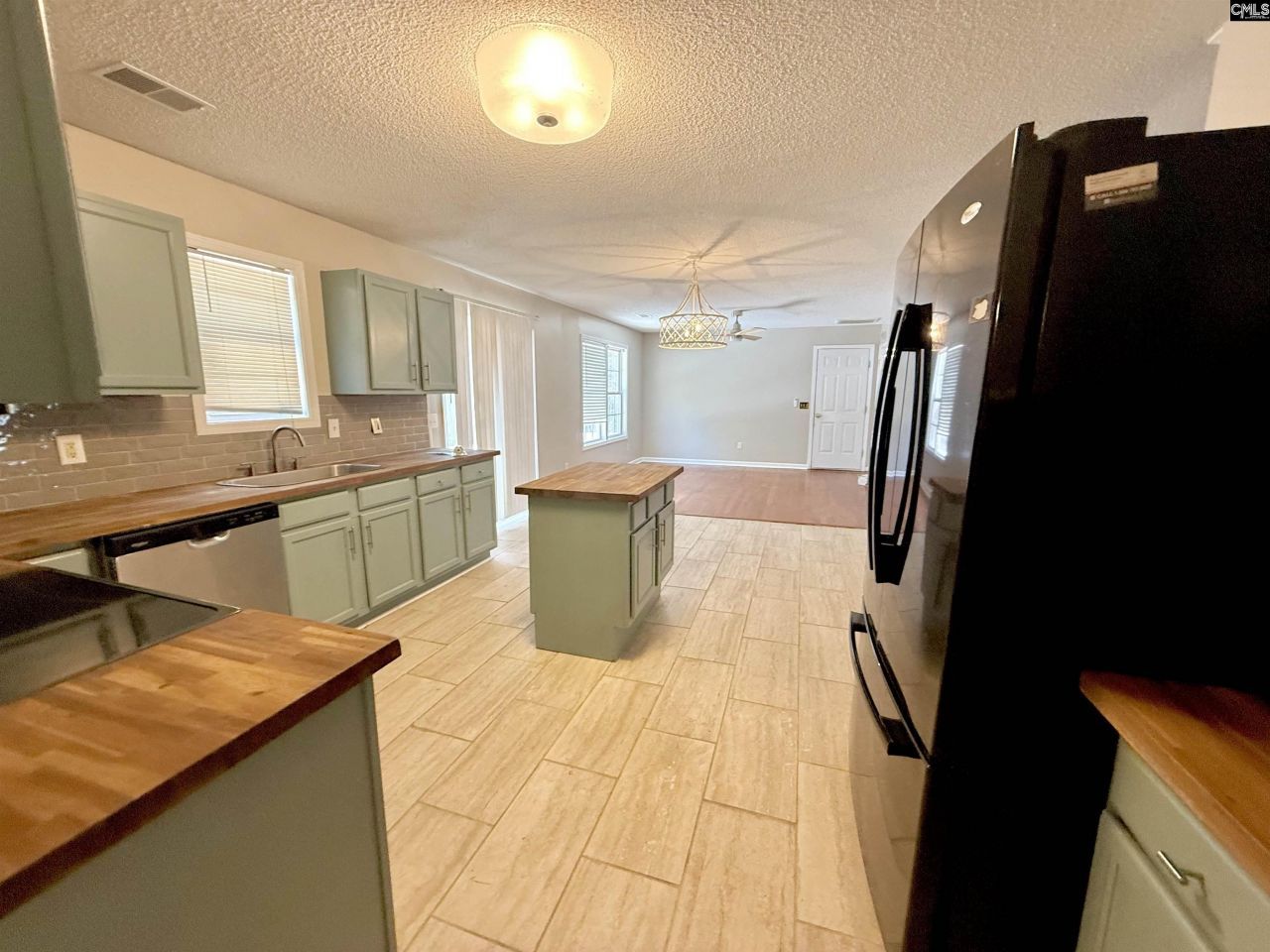 105 Fallstaff Road Photo 24