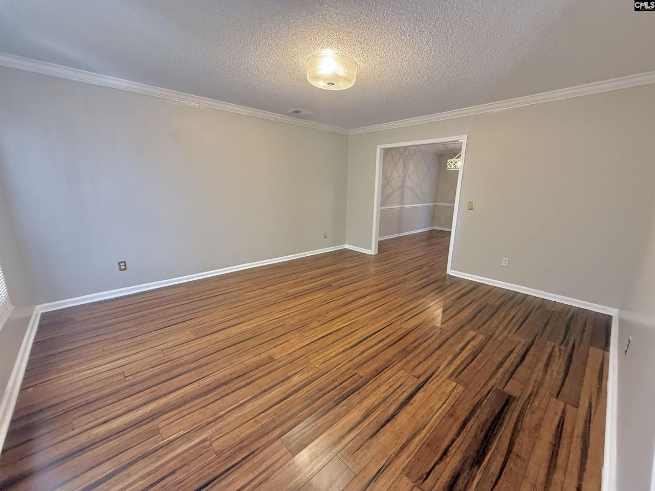 105 Fallstaff Road Photo 25