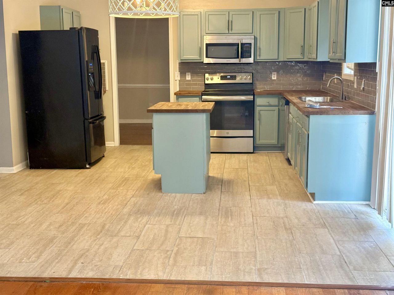 105 Fallstaff Road Photo 9