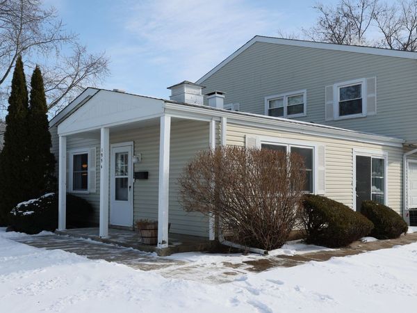 195 Mary Court, Unit A, Bartlett, IL 60103