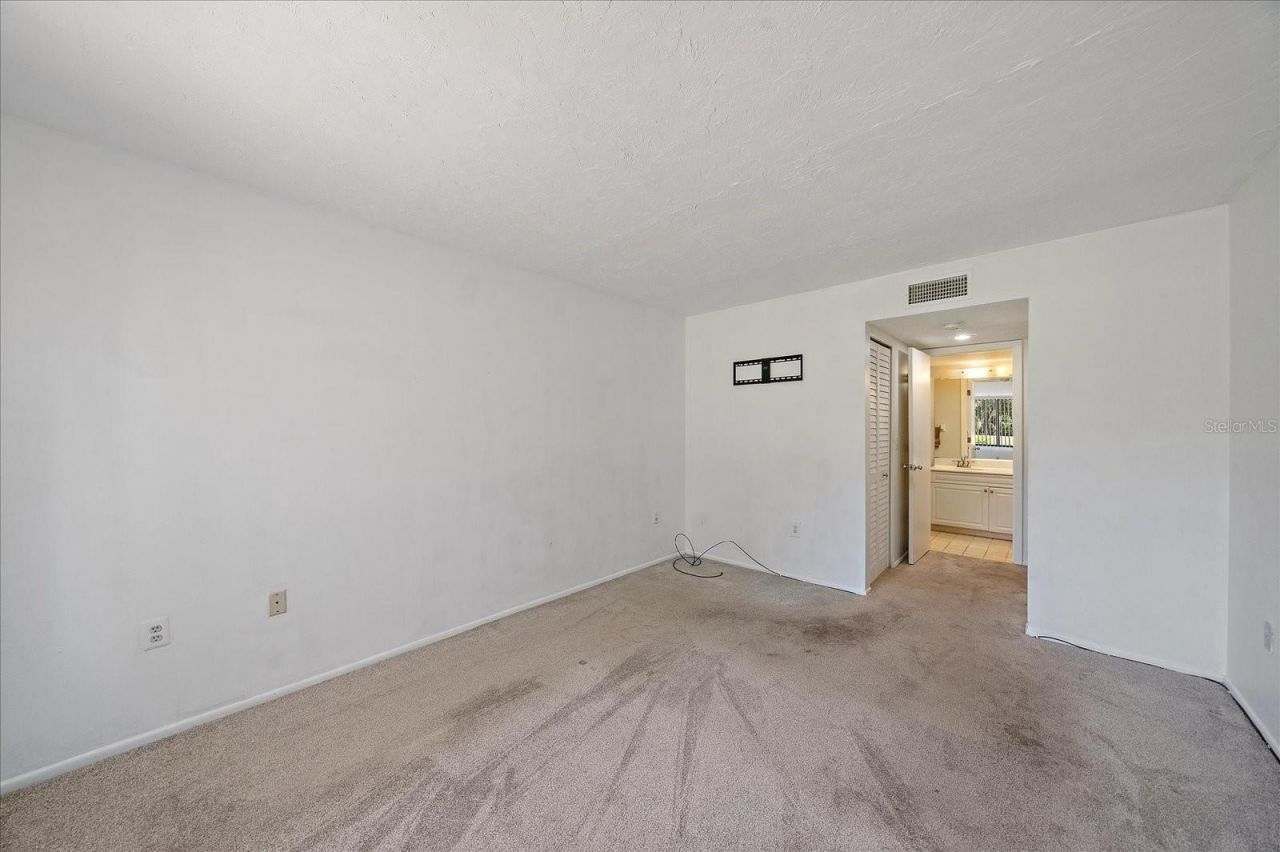 7742 Eagle Creek Drive, Unit 7524, Sarasota, FL 34243 Photo