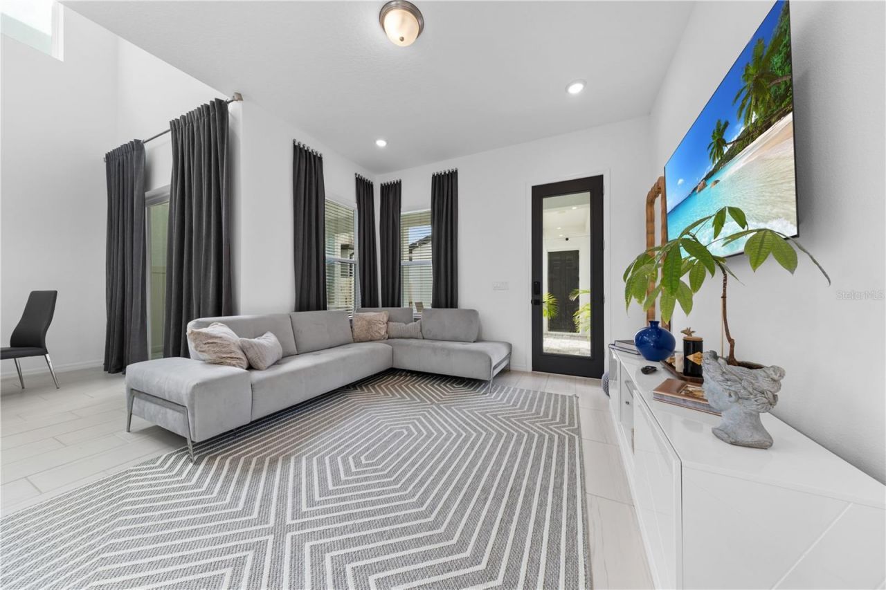 2065 White Feather Loop, Oakland, FL 34787 Photo