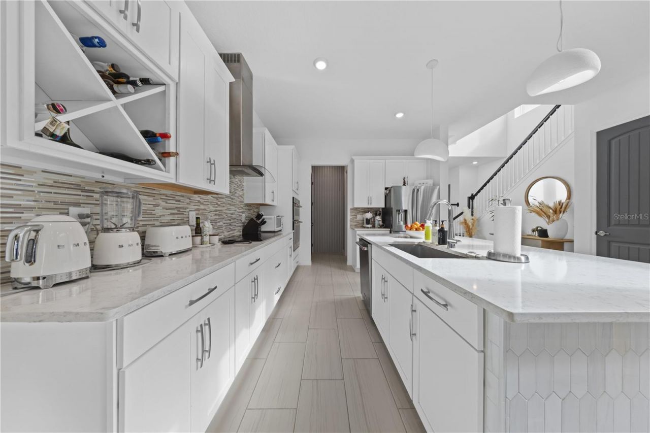 2065 White Feather Loop, Oakland, FL 34787 Photo