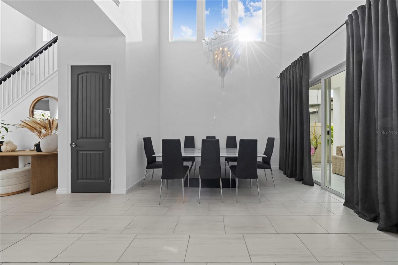 2065 White Feather Loop, Oakland, FL 34787 Photo