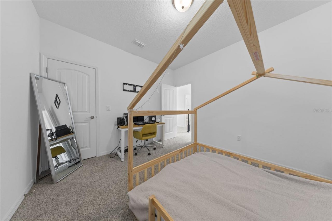 2065 White Feather Loop, Oakland, FL 34787 Photo