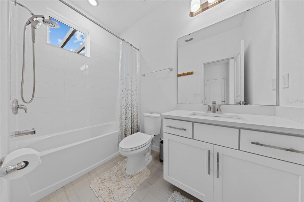 2065 White Feather Loop, Oakland, FL 34787 Photo