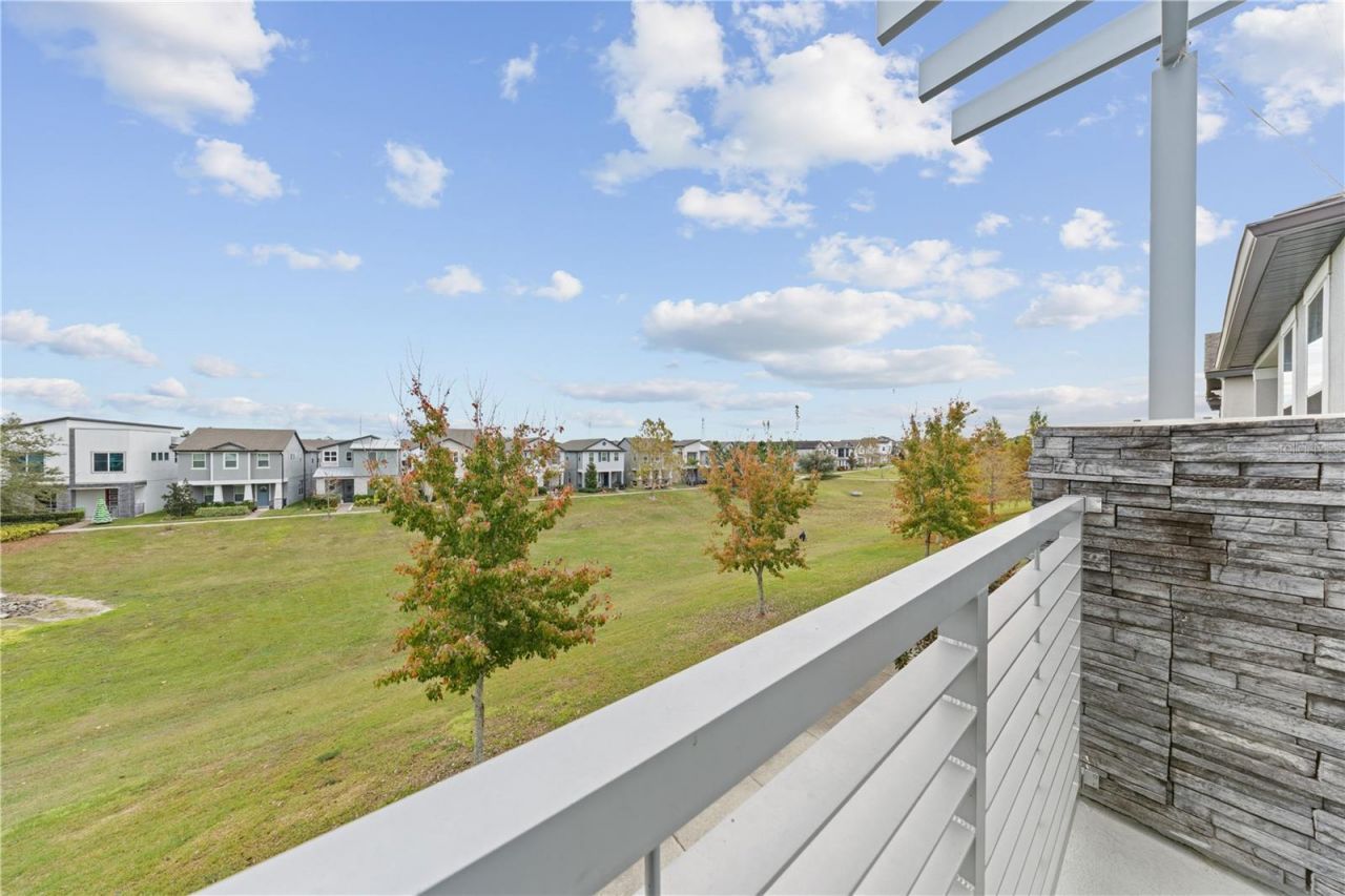 2065 White Feather Loop, Oakland, FL 34787 Photo