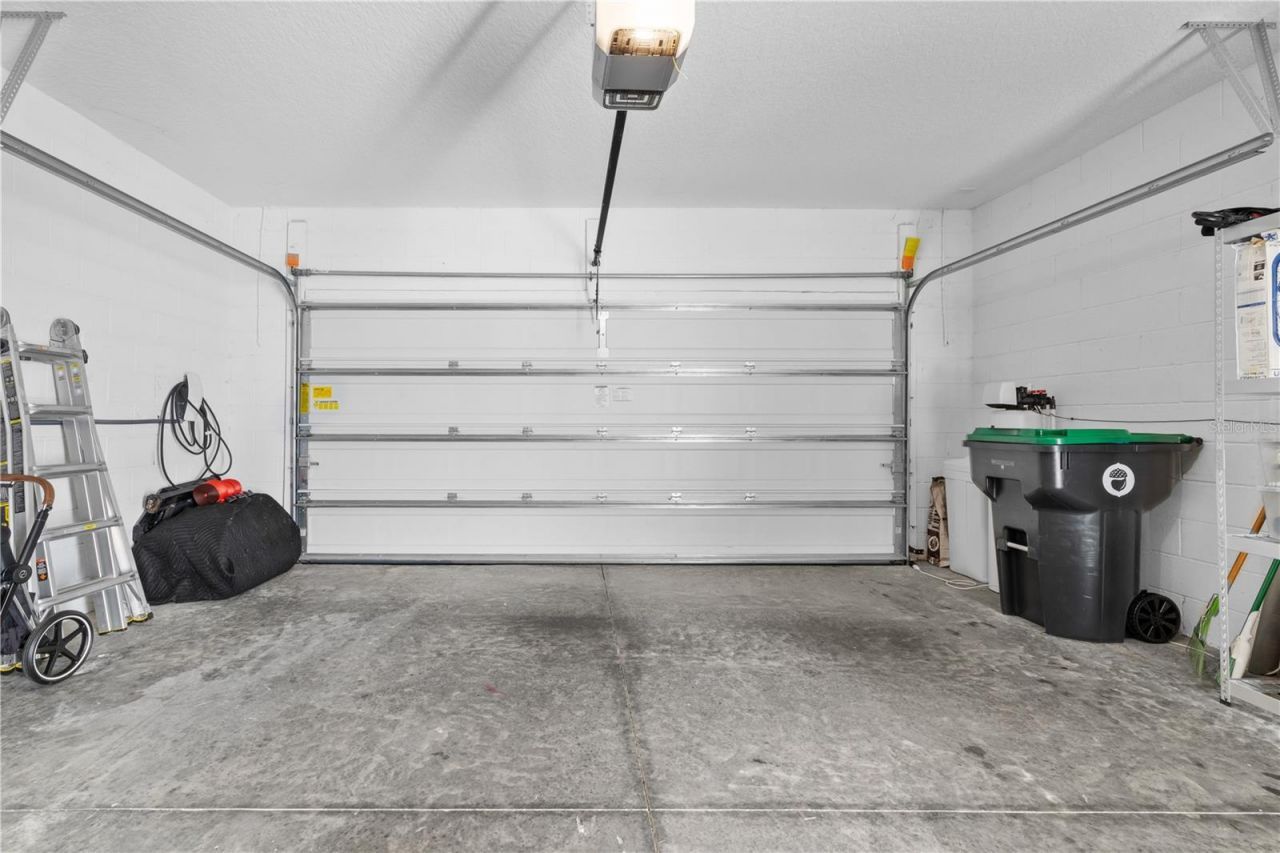 2065 White Feather Loop, Oakland, FL 34787 Photo