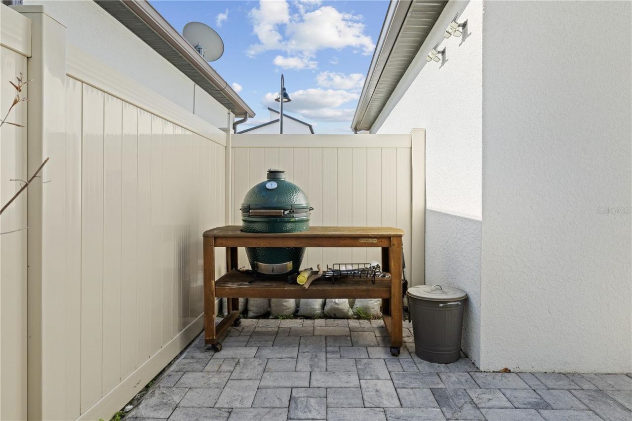 2065 White Feather Loop, Oakland, FL 34787 Photo