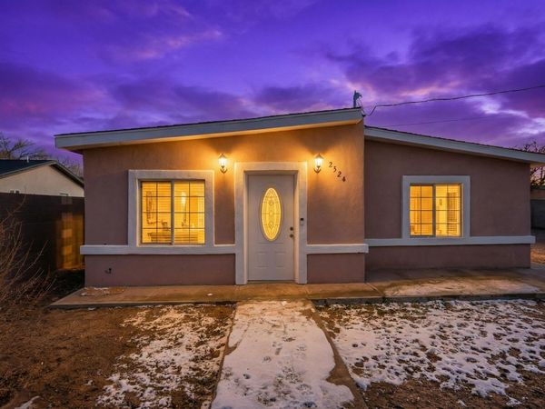 2524 Mares Road SW, Albuquerque, NM 87105