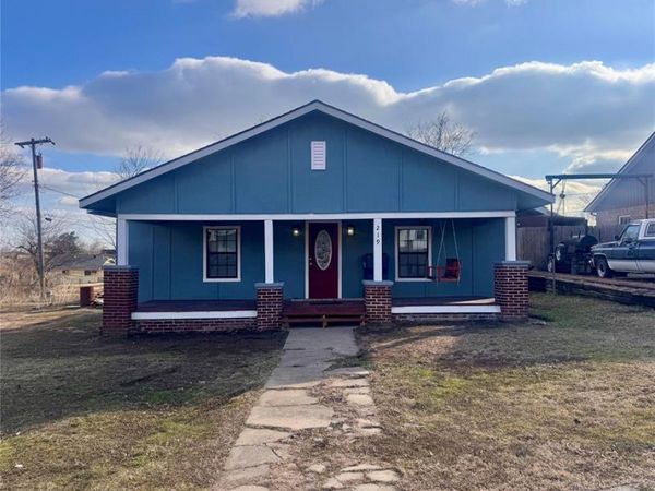 219 W Seminole Avenue, Seminole, OK 74868